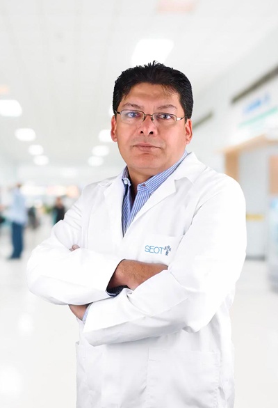 Dr. Pablo Cornejo